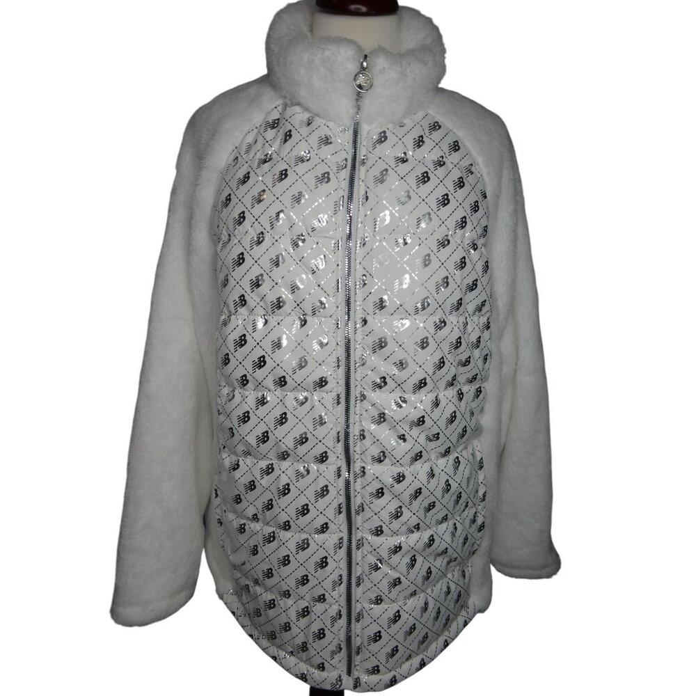 New Balance Women's Pile Faux Fur White Silver Logo Jacket Size 2X
